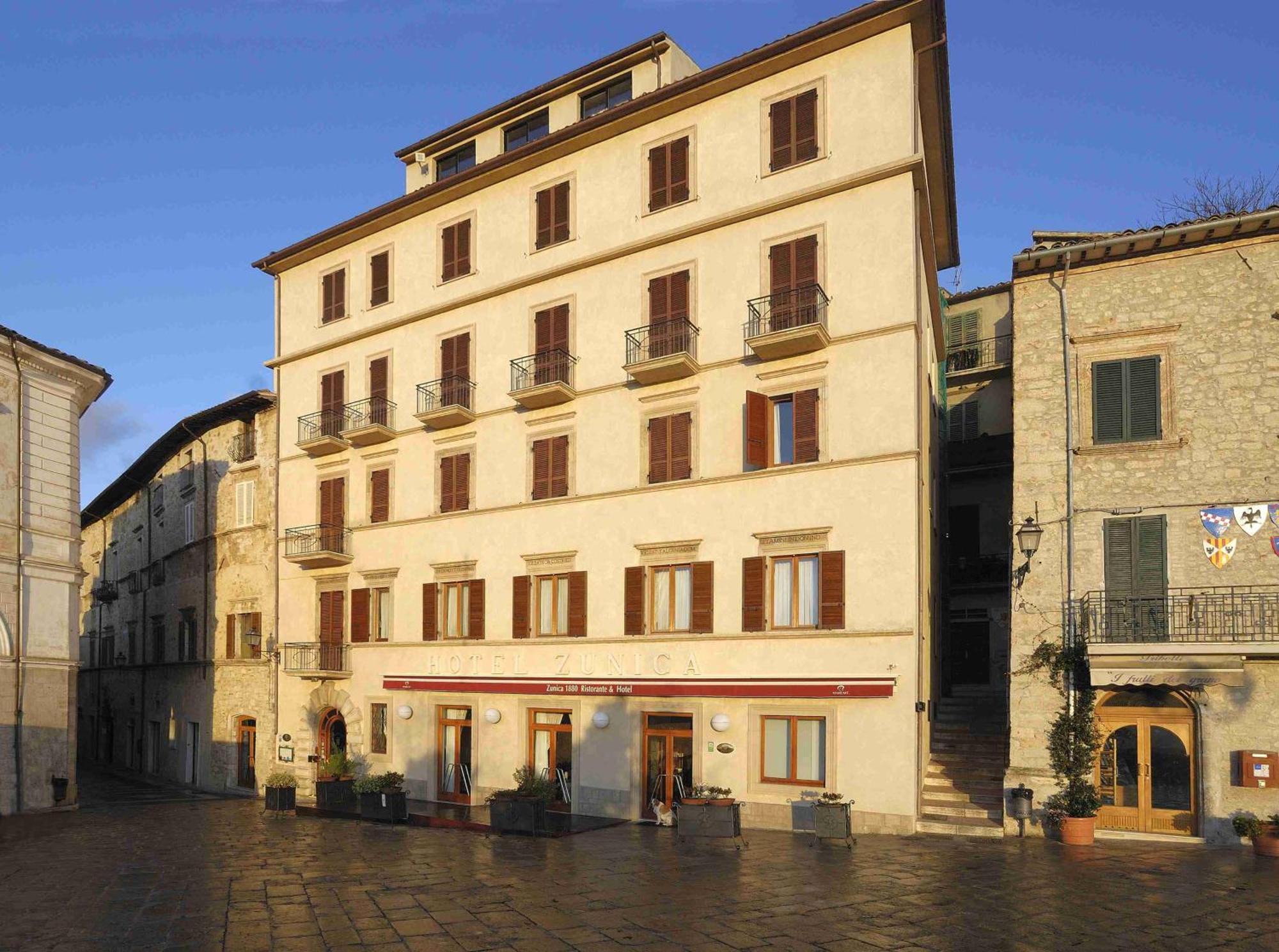 Zunica Ospitalita Dal 1880 Hotel Civitella del Tronto Kültér fotó