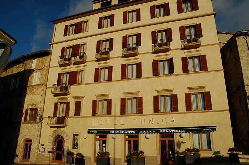Zunica Ospitalita Dal 1880 Hotel Civitella del Tronto Kültér fotó